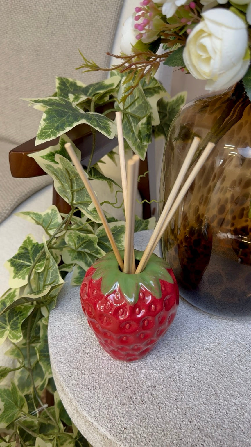 Strawberry Fields Reed Diffuser