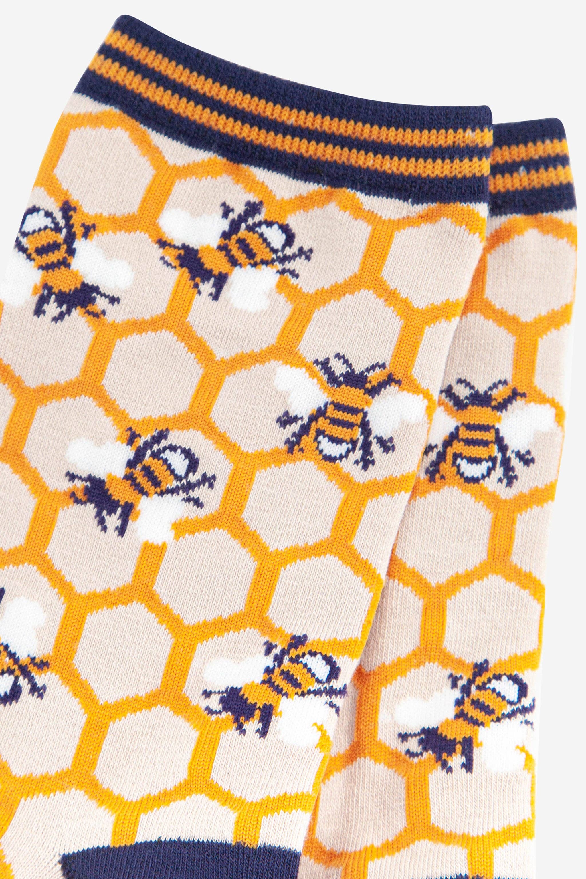 Honeycomb and Bee Bamboo Socks UK 3-7